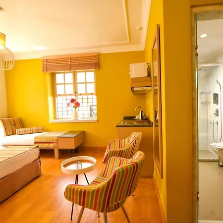Charming Flat Near Hadrian's Gate 아파트 안탈리아